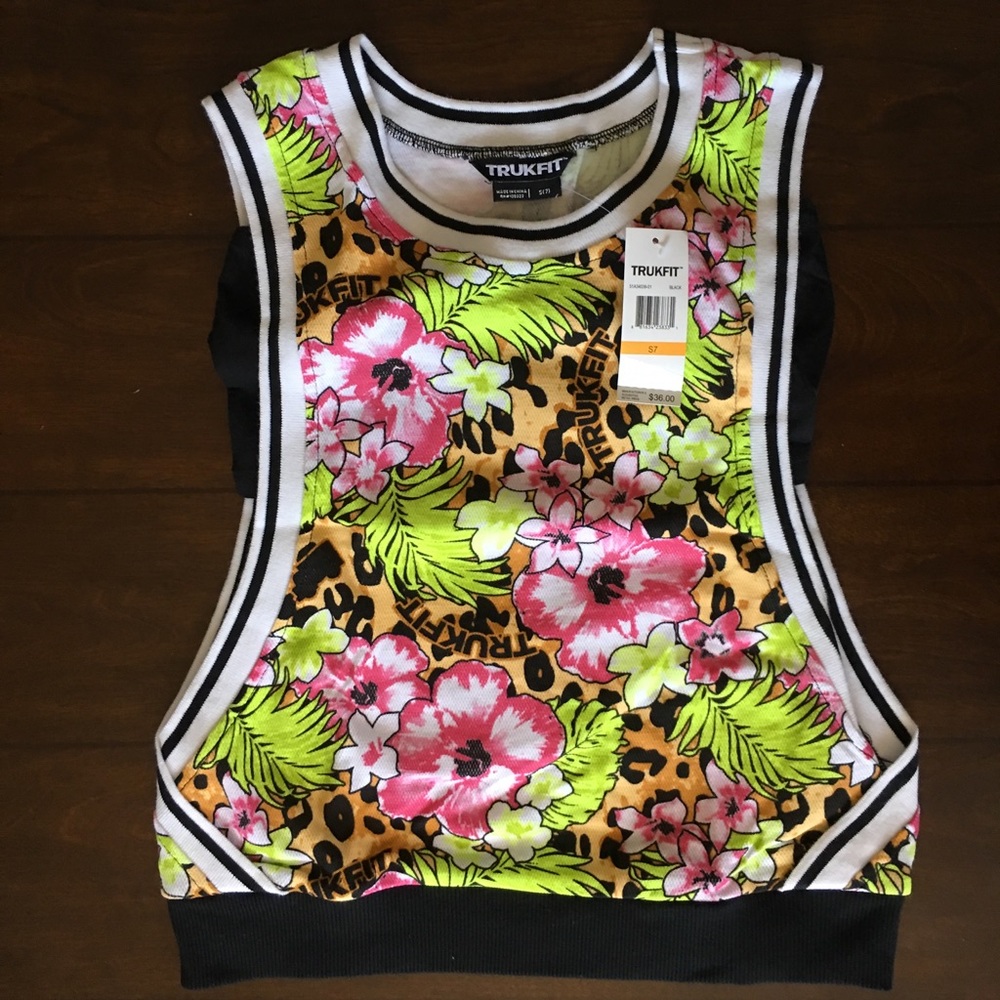 New TRUKFIT TANK TOP / Crop Top / Deep Arm Hole